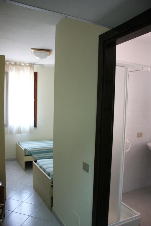 Hotel La Pineta Arborea Exteriör bild